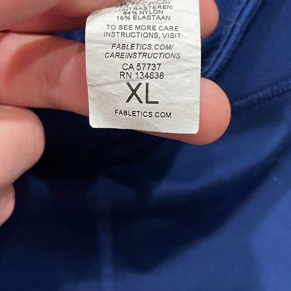 Fabletics Gaviota Leggings in Navy Black - Size: XL - Picture 5 of 8